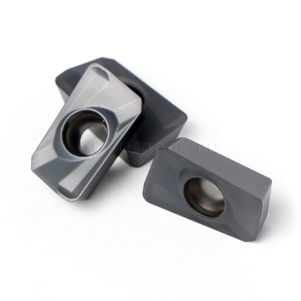 картинка Фрезерная пластина APMT1135PDER-H2 ATP1040 от магазина Гурумарт