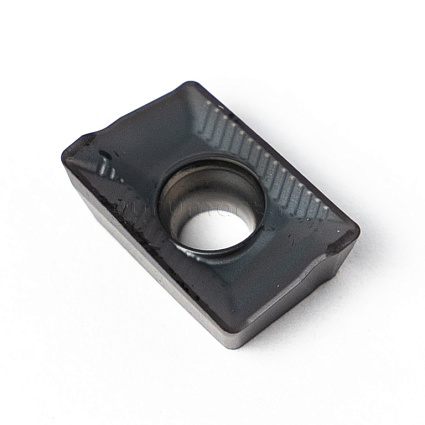 картинка Фрезерная пластина APKT1003PDSR LTM ATP1040 от магазина Гурумарт