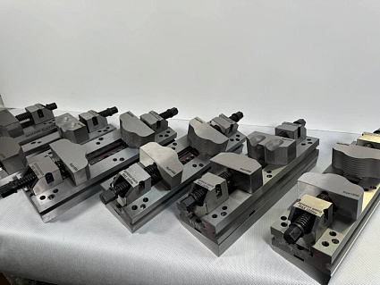 картинка Тиски механические ТМК 420/160 от магазина Гурумарт