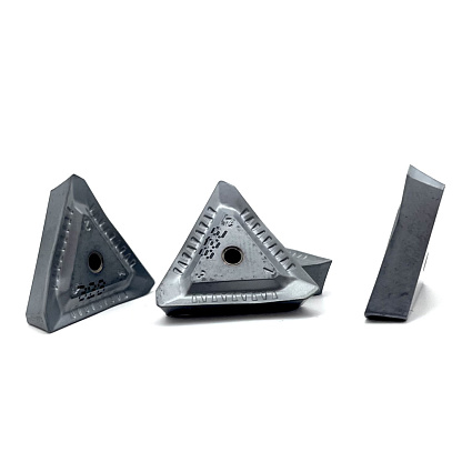 картинка Пластина фрезерная TPKR 2204PD-R-76 IC328 от магазина Гурумарт